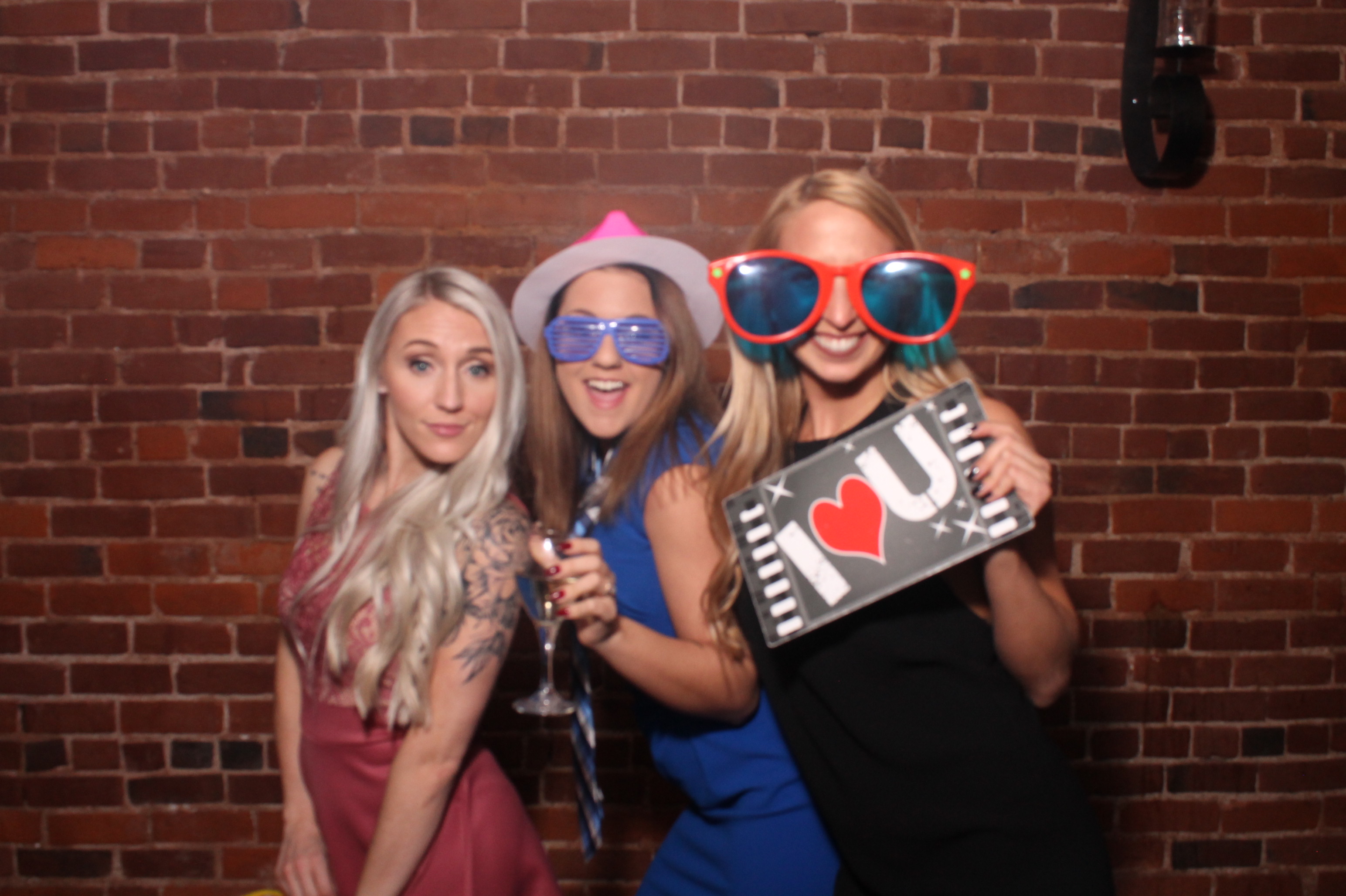 Kat Thornton Wedding at the Madison | View more photos from the event at gallery.photoboothcincy.com/u/PhotoBoothCincy/Kat-Thornton-Wedding-at-the-Madison